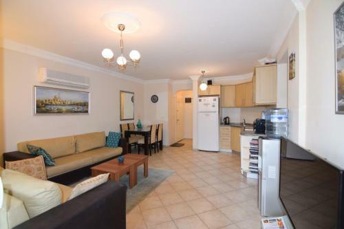 Beachfront Seaview 3 Bedroom Apartment Seahorse 8