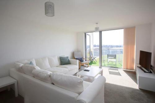 Stunning 2 Bedroom Apartment In Ashley Down With Cricket View