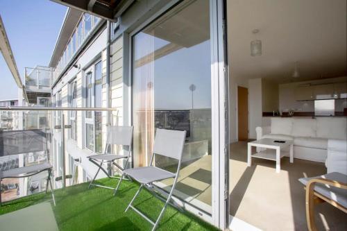 Stunning 2 Bedroom Apartment In Ashley Down With Cricket View
