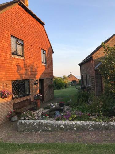 The Old Stable. Coombelands