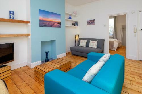 Central Garden Apartment