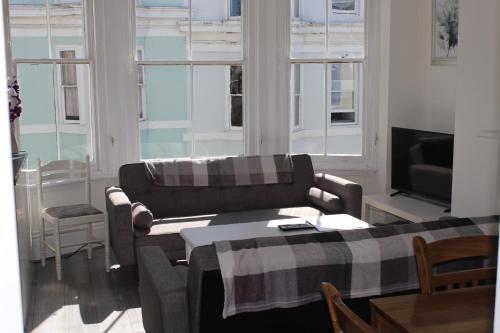 Apartamentos The Brighton 4
