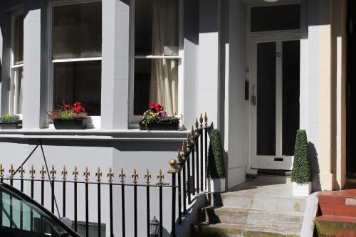 Apartamentos The Brighton 4