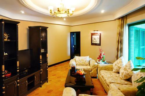 Fragrant Hill Empark Hotel