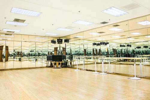 Fragrant Hill Empark Hotel