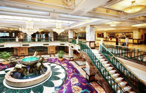 Fragrant Hill Empark Hotel