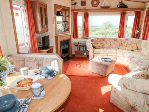 Alken Caravan