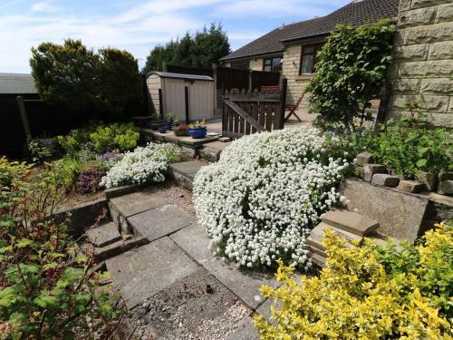 14 Silverlands Close