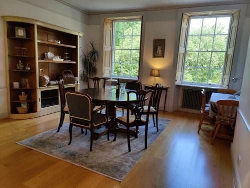 Joseph Apartment. The Square.