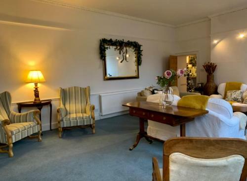 Joseph Apartment. The Square.
