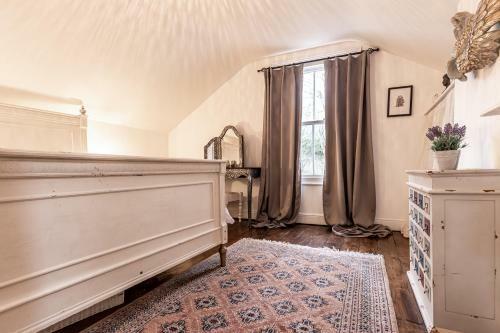 Quadrant Cottage
