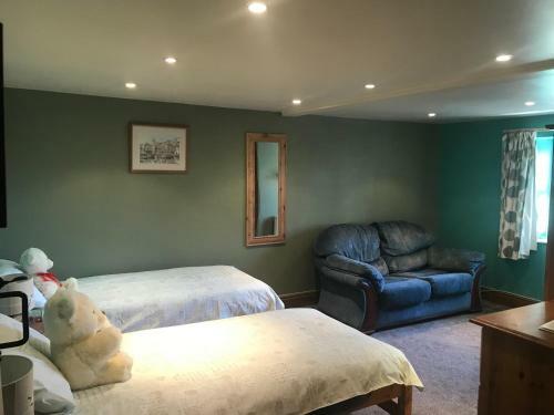 Manor Farm Bed And Breakfast