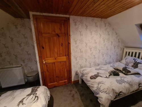 3 Knocknaha Cottage