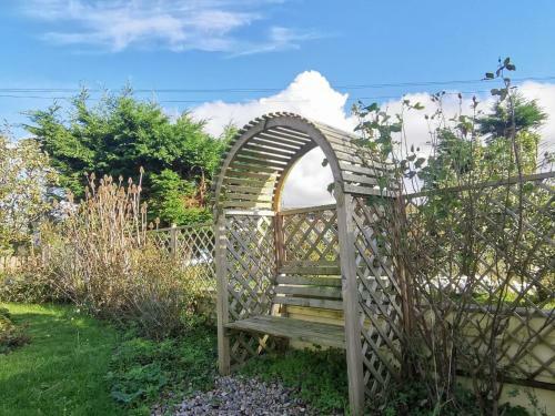 Charming 2-bed Cabin In Llanwnda Caernarfon