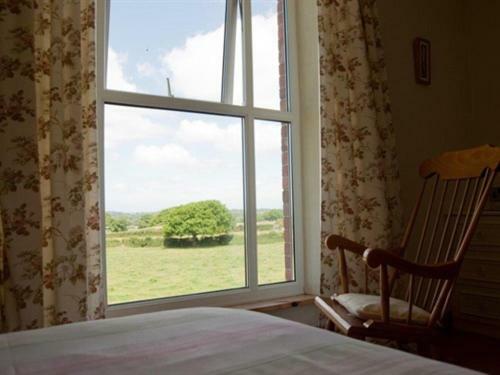 Apartamentos Dinas Farm