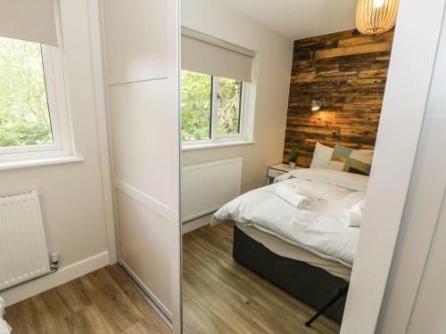 Menai Lodge