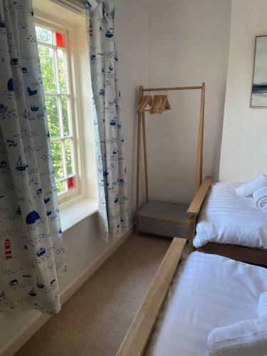 Cosy Detached Toll Cottage With Spacious Garden