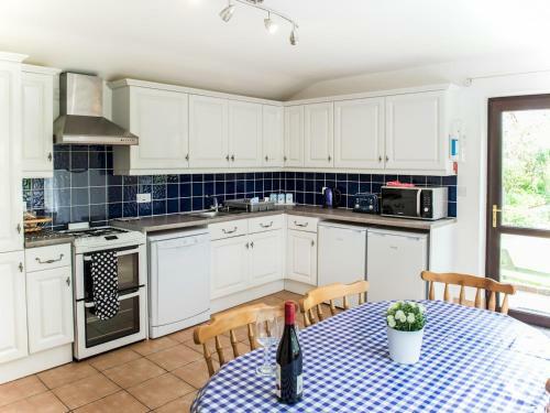 Pass The Keys Spacious Cottage In Ceredigion - Sleeps 6