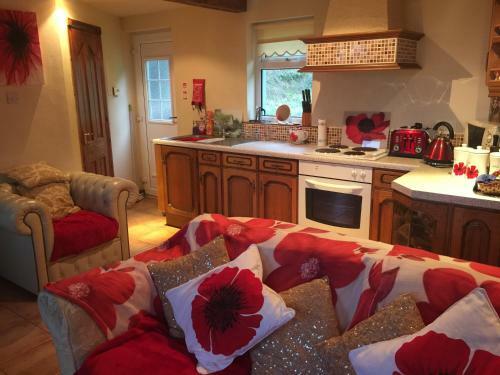 Bed & Breakfast Leafield House