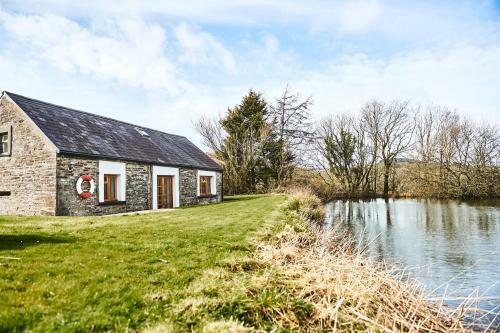 Penuwch Boathouse