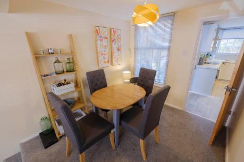 Kpgl Cosy Home