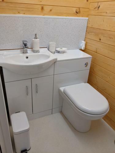 Foxhill Lodges