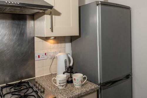 The Sky View-elegant Two Bedroom Family Apartment