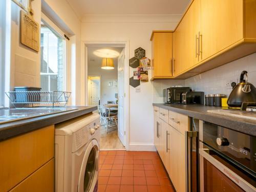 Pass The Keys Cosy Terrace Within City Walls Ideal For Exploring