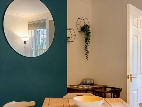 Pass The Keys Cosy Terrace Within City Walls Ideal For Exploring