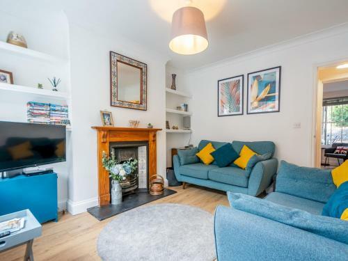 Pass The Keys Cosy Terrace Within City Walls Ideal For Exploring