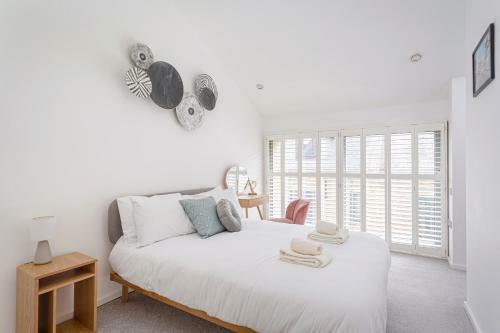 Exclusive City Centre Townhouse With Parking