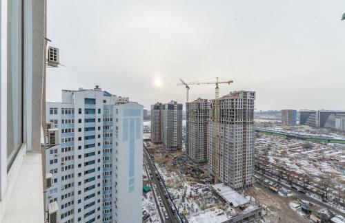 Apartment With View On 24 Floor