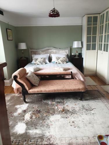 Harry's Bed And Breakfast