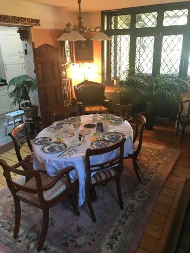 Harry's Bed And Breakfast