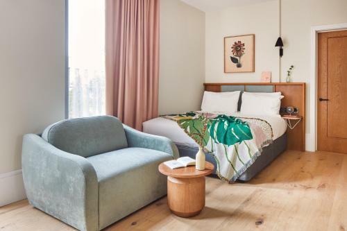 Aparthotel Turing Locke
