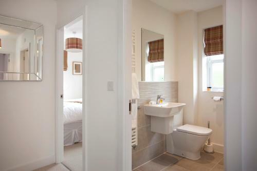 Dbs Serviced Apartments - The Mews
