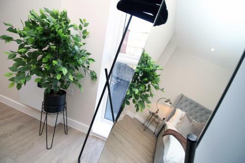 Apartamento Luxury 2 Br Flat, 6 Mins Drive In City Centre!