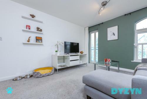Apartamento Dyzyn Living - B2b Stays -secure Parking -great Location