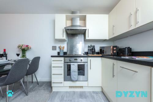 Apartamento Dyzyn Living - B2b Stays -secure Parking -great Location