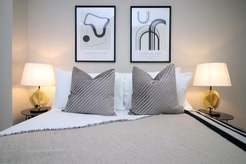 Apartamento Modern 2 Br Flat, 6 Mins Drive In City Centre!