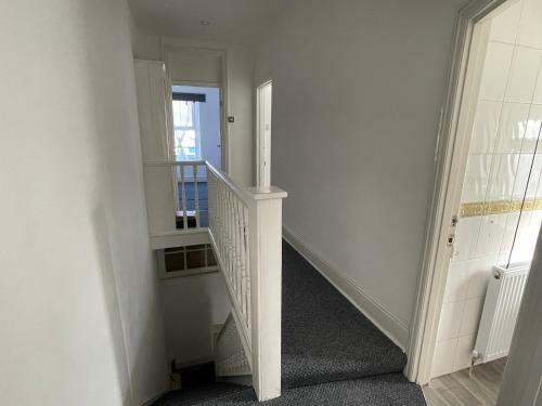 Apartamento Birchgrove 3 Bedroom Flat