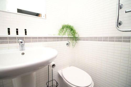 Apartamento Bright And Spacious 2 Br, 15 Min Walk Into Cardiff Centre