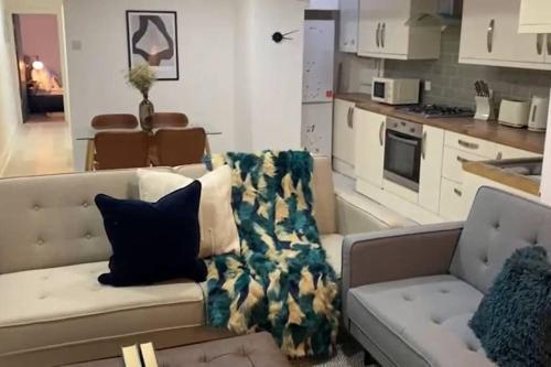 Apartamento Close To City Centre, Modern Flat With 2 Bedrooms