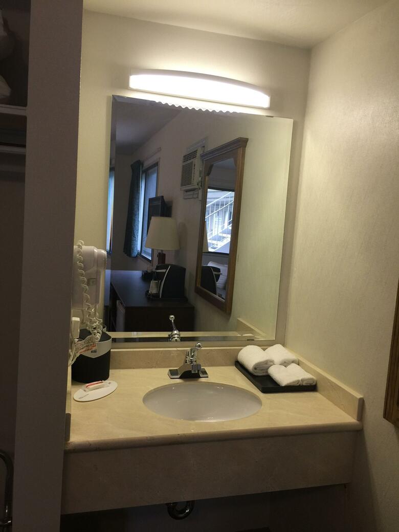 Hotel Super 8 Kelowna
