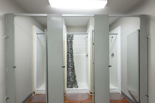 Albergue Samesun Backpackers Lodge Kelowna
