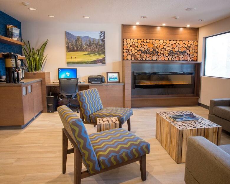 Hotel Accent Inns Kelowna