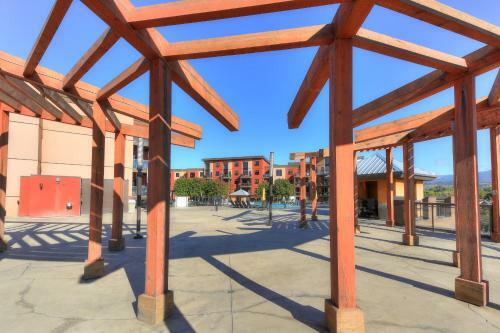 Apartamentos Playa Del Sol Resort - Vacation Rentals