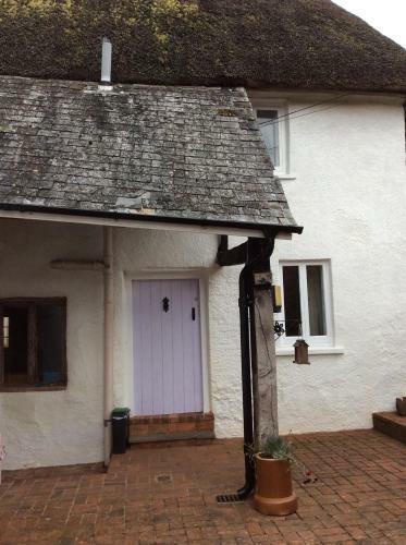 Apartamento Courtyard Cottage