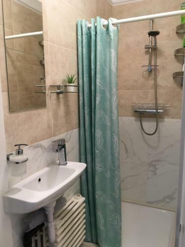Apartamento Becontreelodge