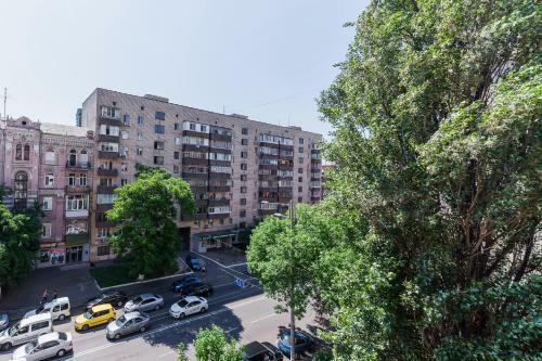 Botanic, 2 Rooms, 4th Floor Newday Apartment